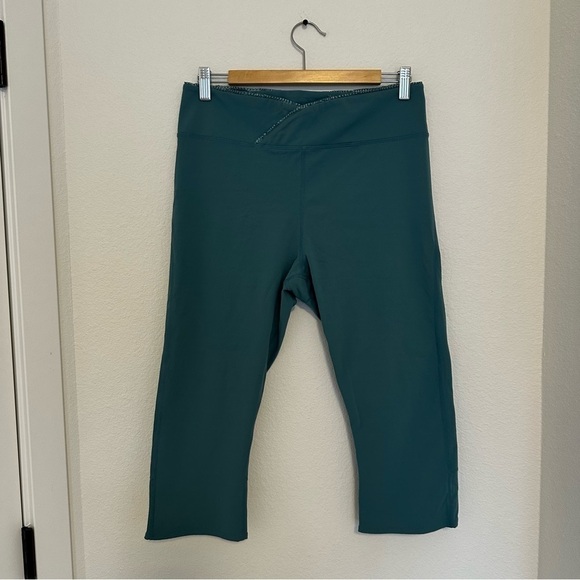 Free People Movement Get Shorty Leggings Blue Turquoise Size XL Women’s Cropped - Picture 3 of 11